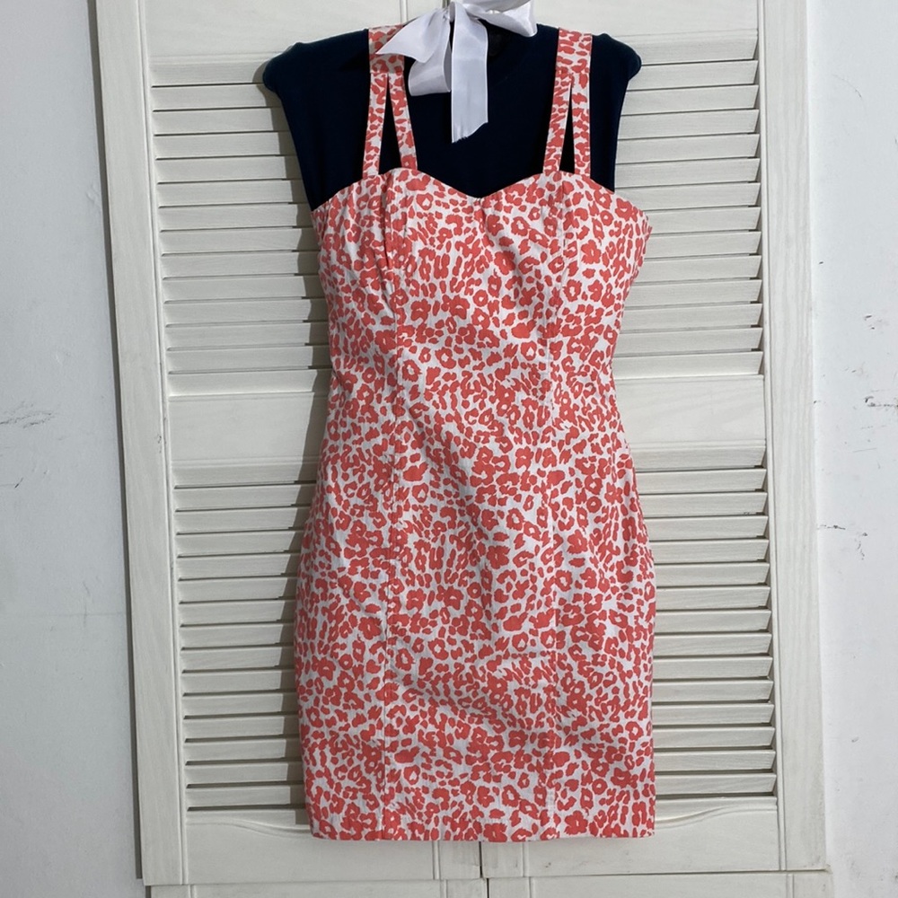 HAVE dress size medium stretch fabric